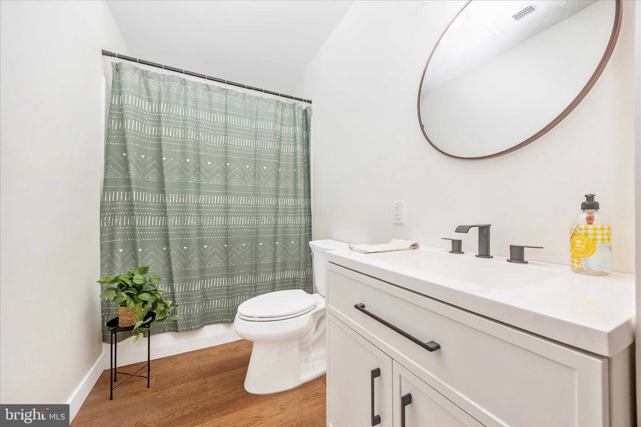 301 Redwood Ave photo 40