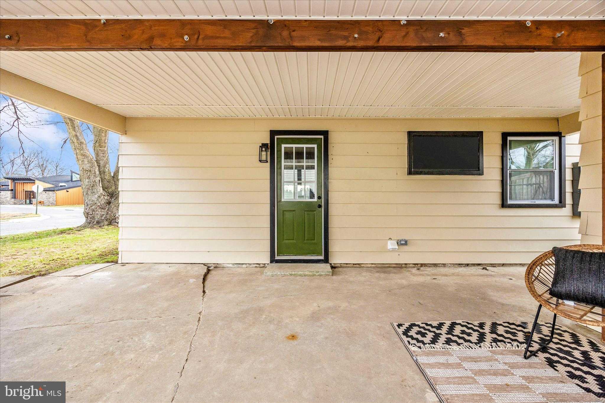 301 Redwood Ave photo 47