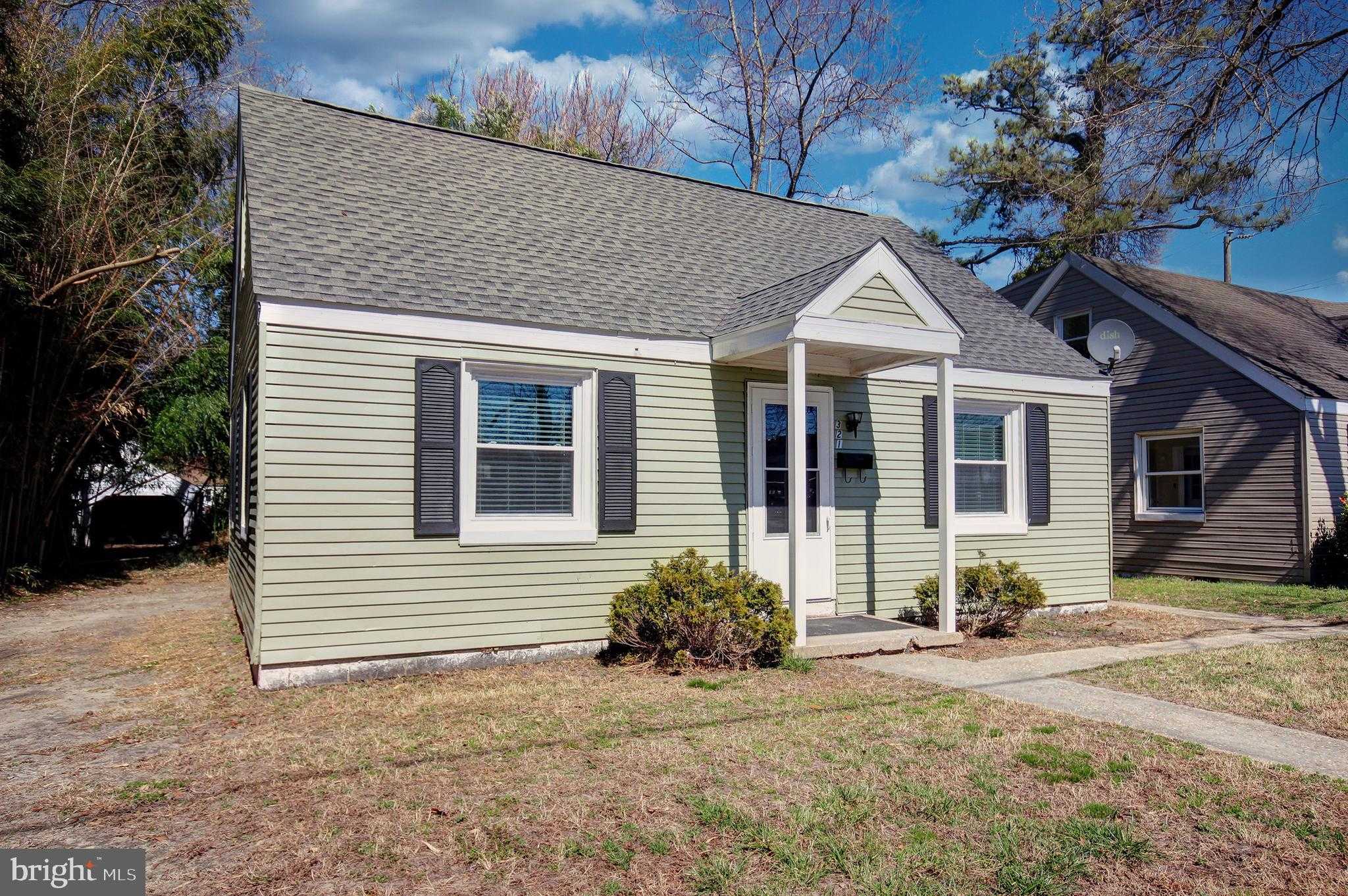 321 Carrollton Ave photo 2