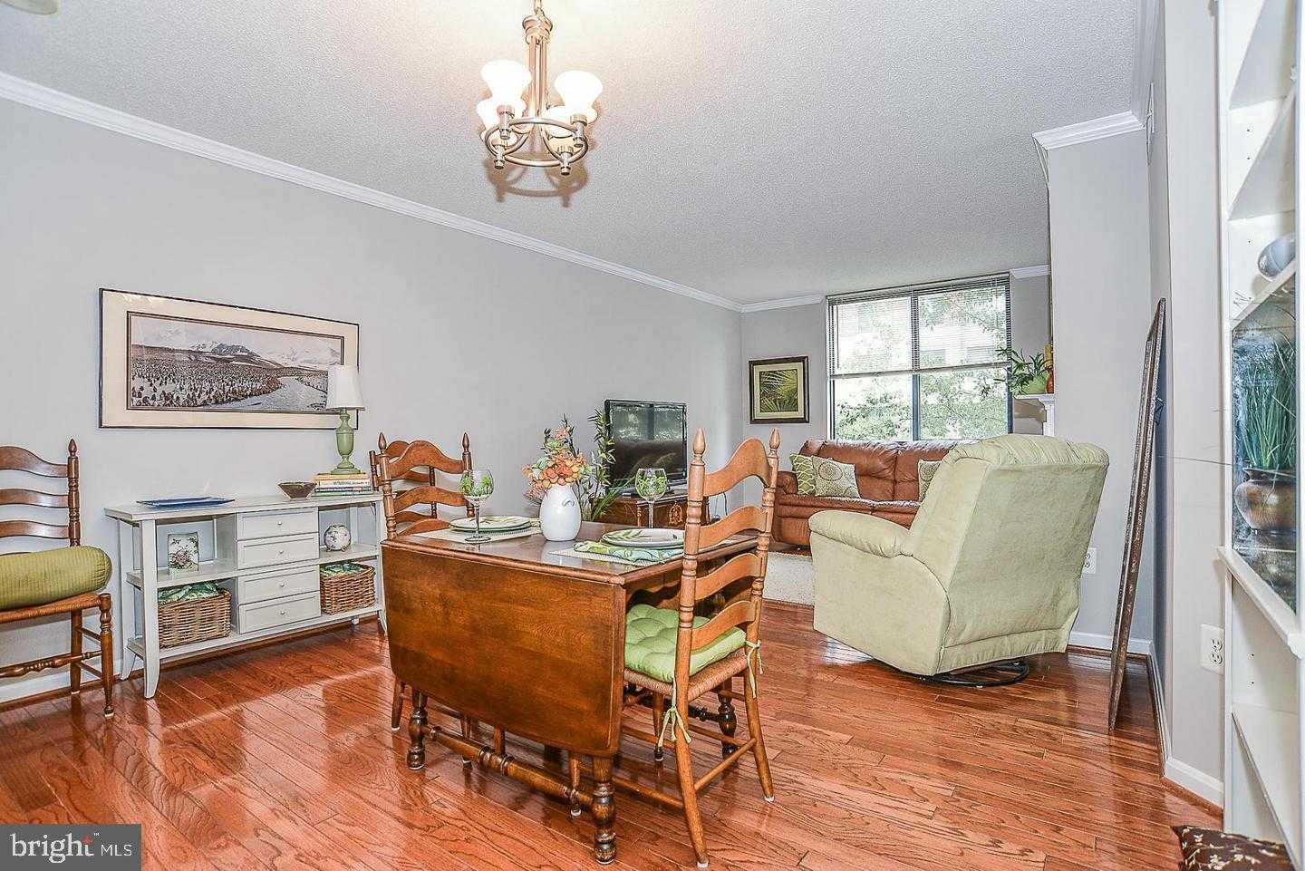 3830 9th St N Apt 202w photo 9