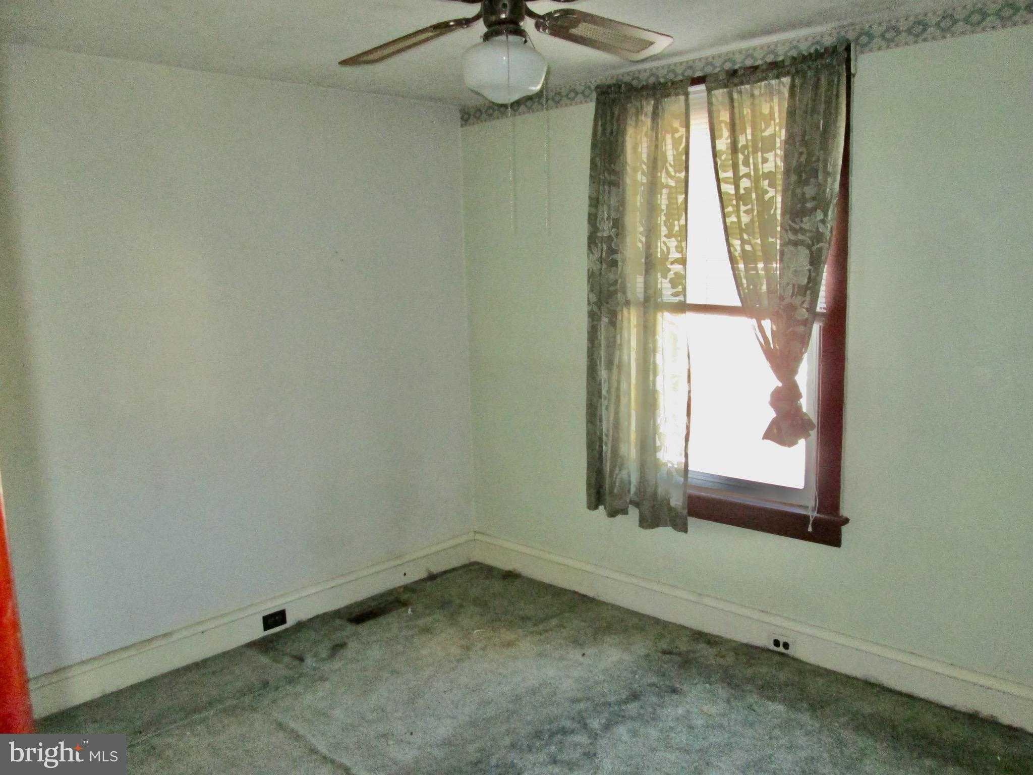 701 Alton Ave photo 18