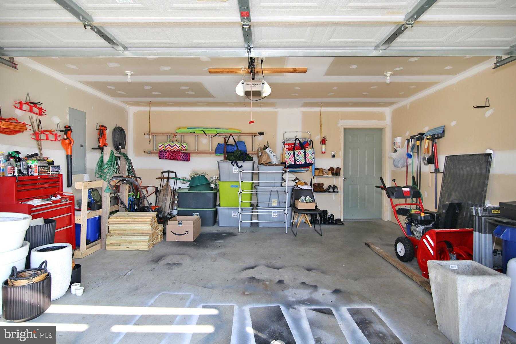 514 N Mill St photo 47