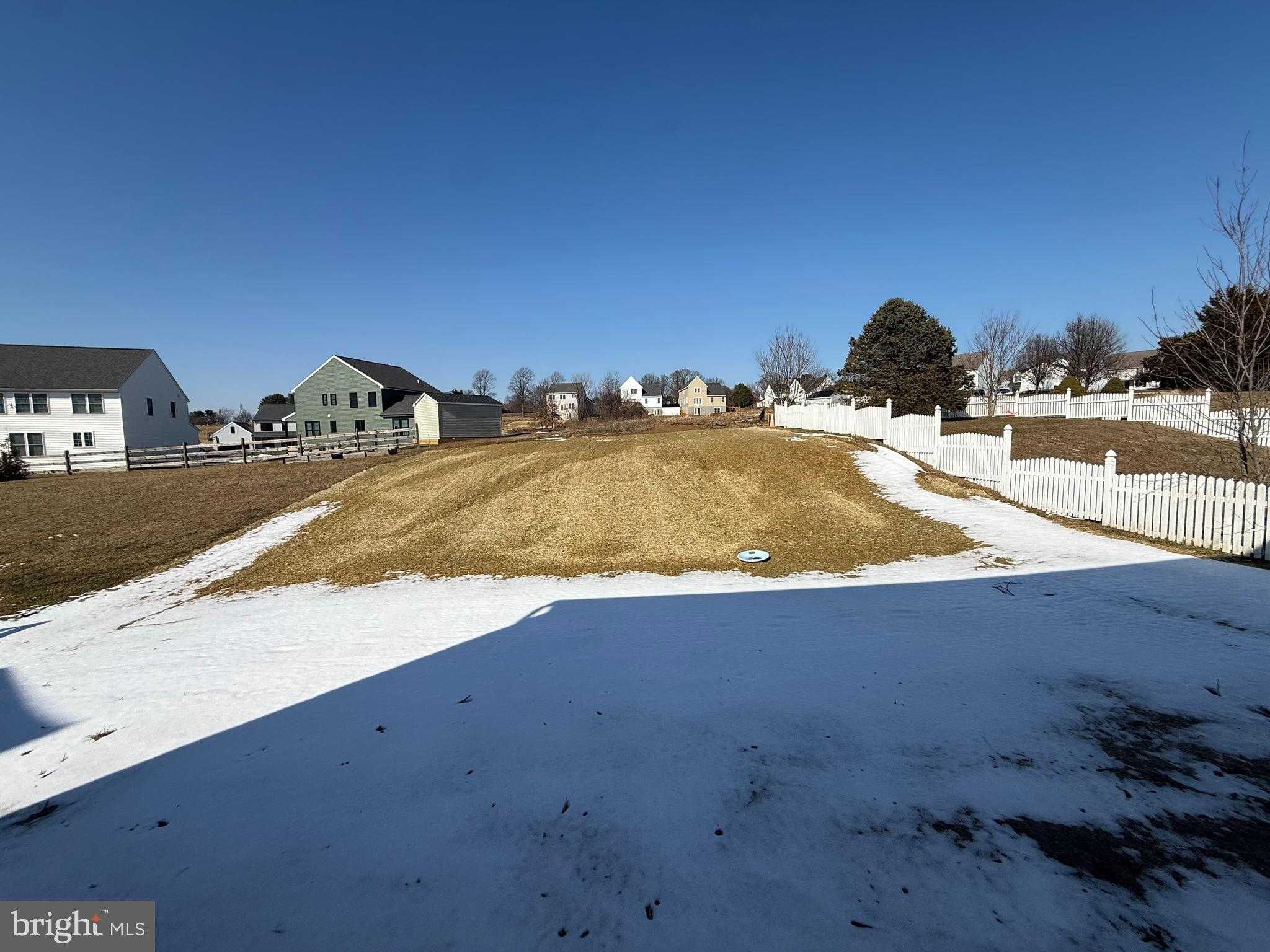 253 Beaumont Dr photo 15