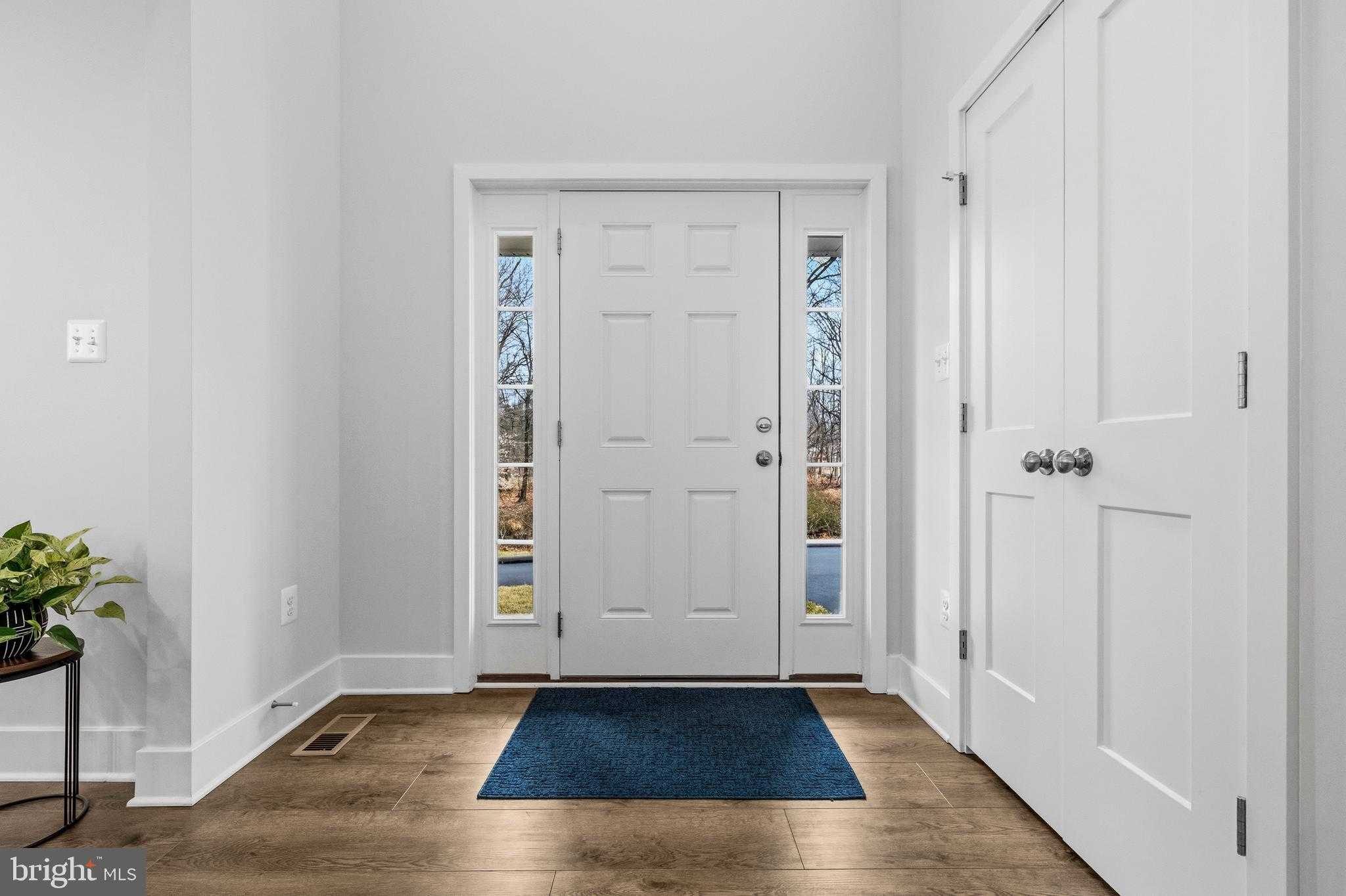 6416 Meadows Ln photo 8