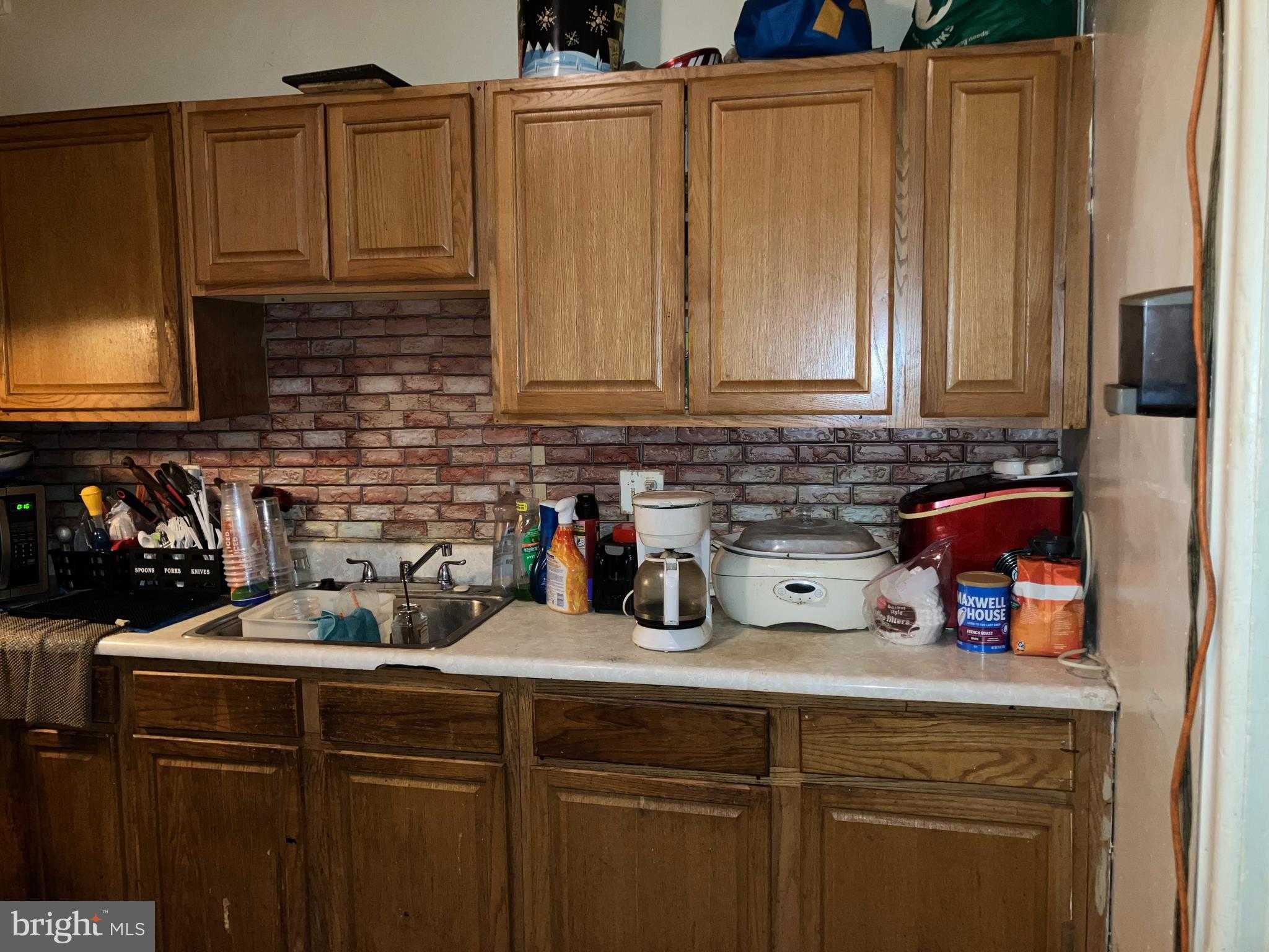 5606 N 10th St photo 7