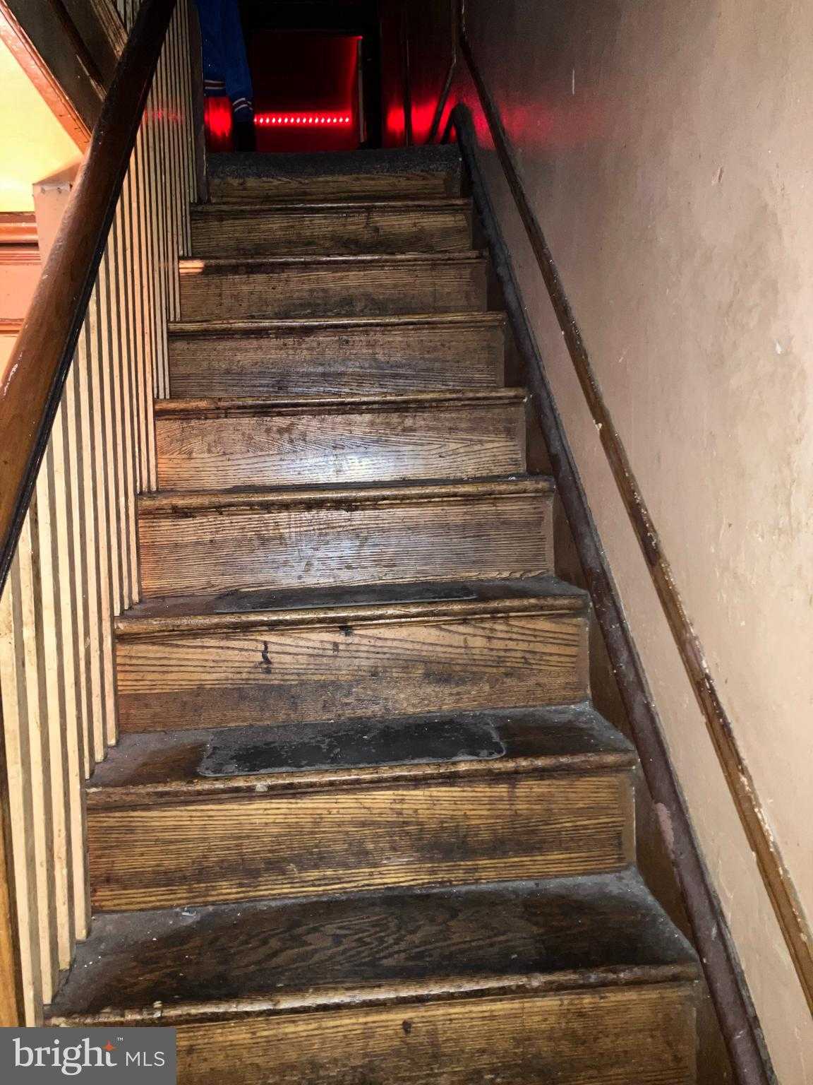 5606 N 10th St photo 9