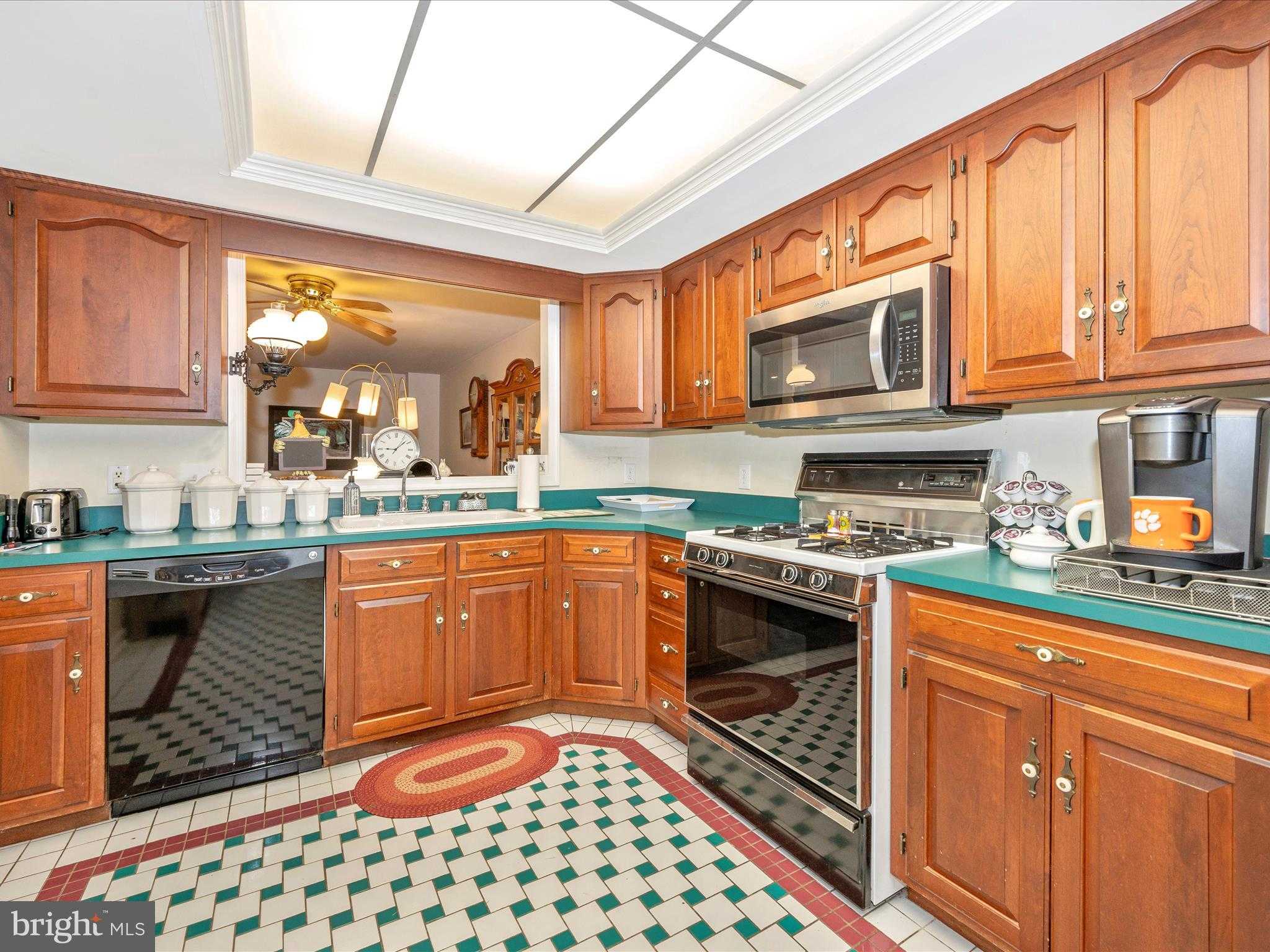 1017 Lindsay Ln photo 11