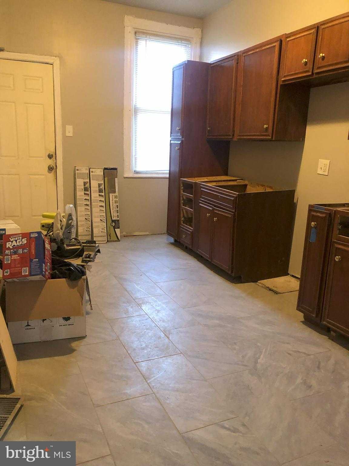 2323 Mcculloh St photo 7