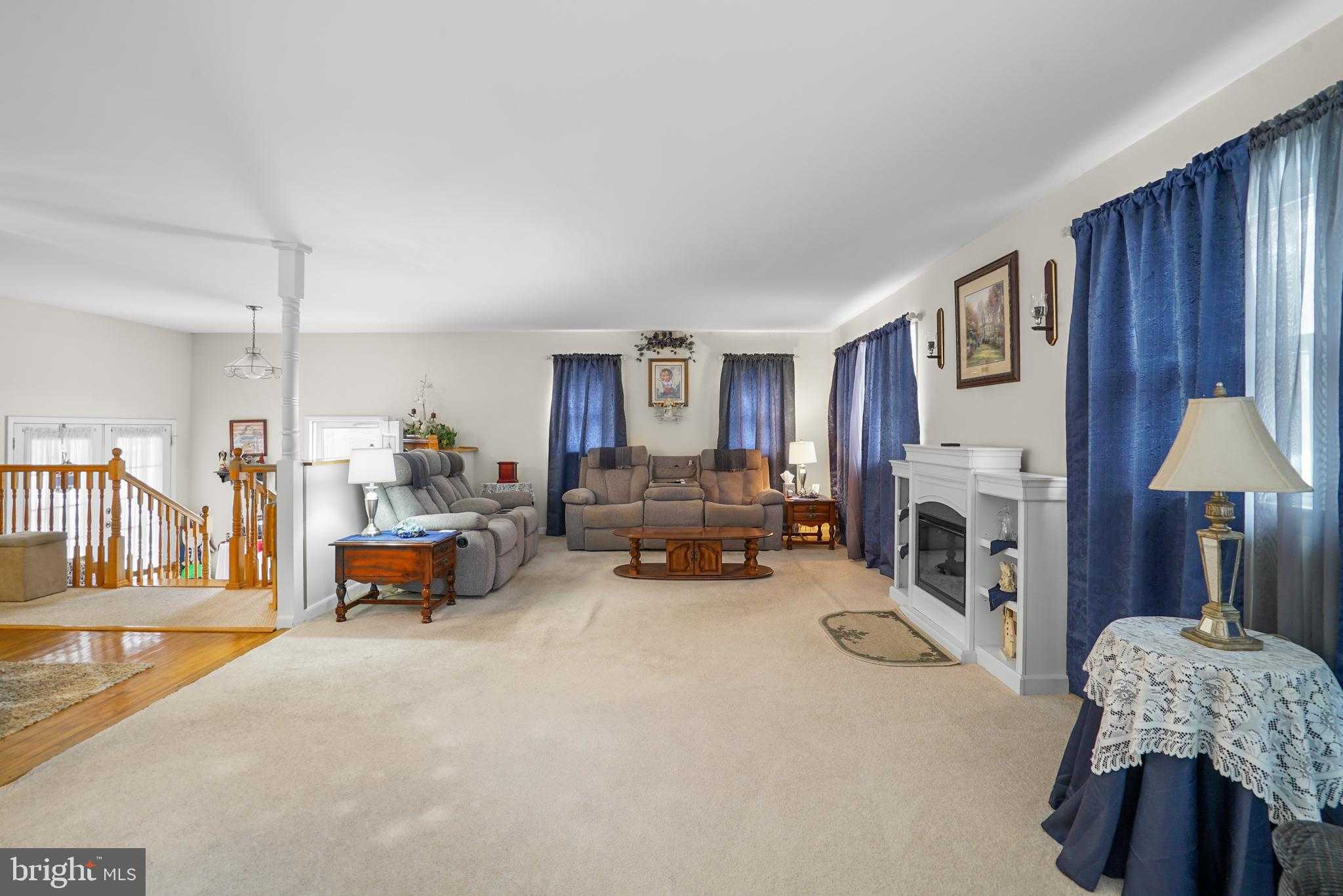 9614 Charles CT photo 9