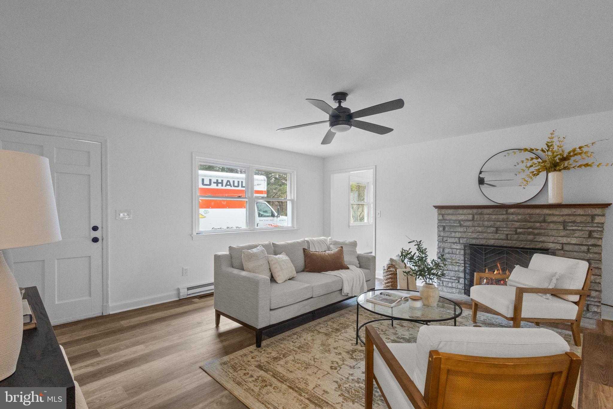 15651 Berlin Tpke photo 2