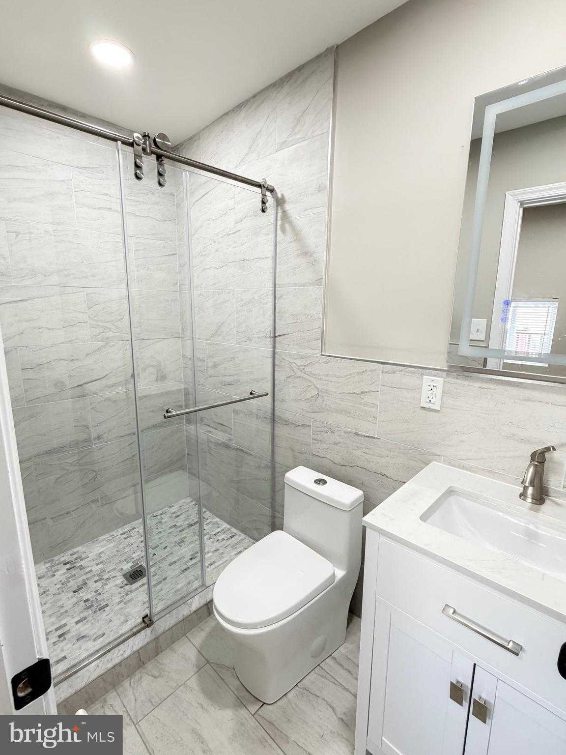 3455 Joyce St photo 10