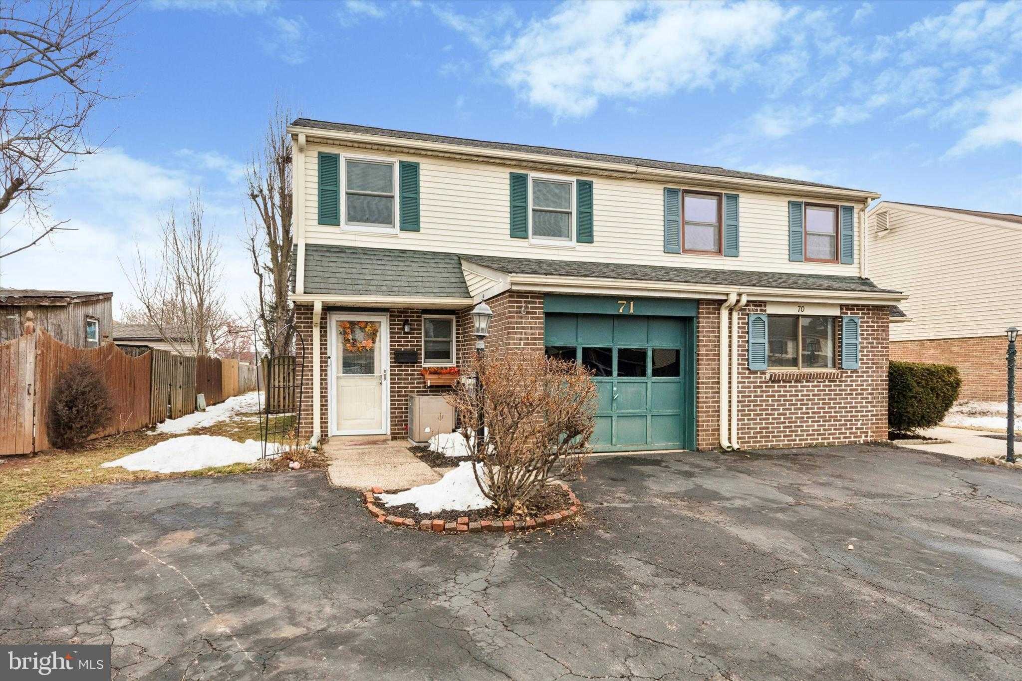 71 Orchard CT, Royersford