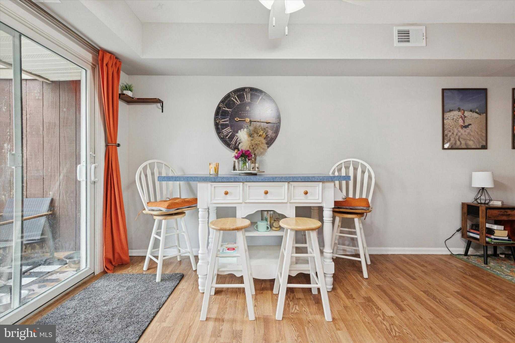 71 Orchard CT photo 7