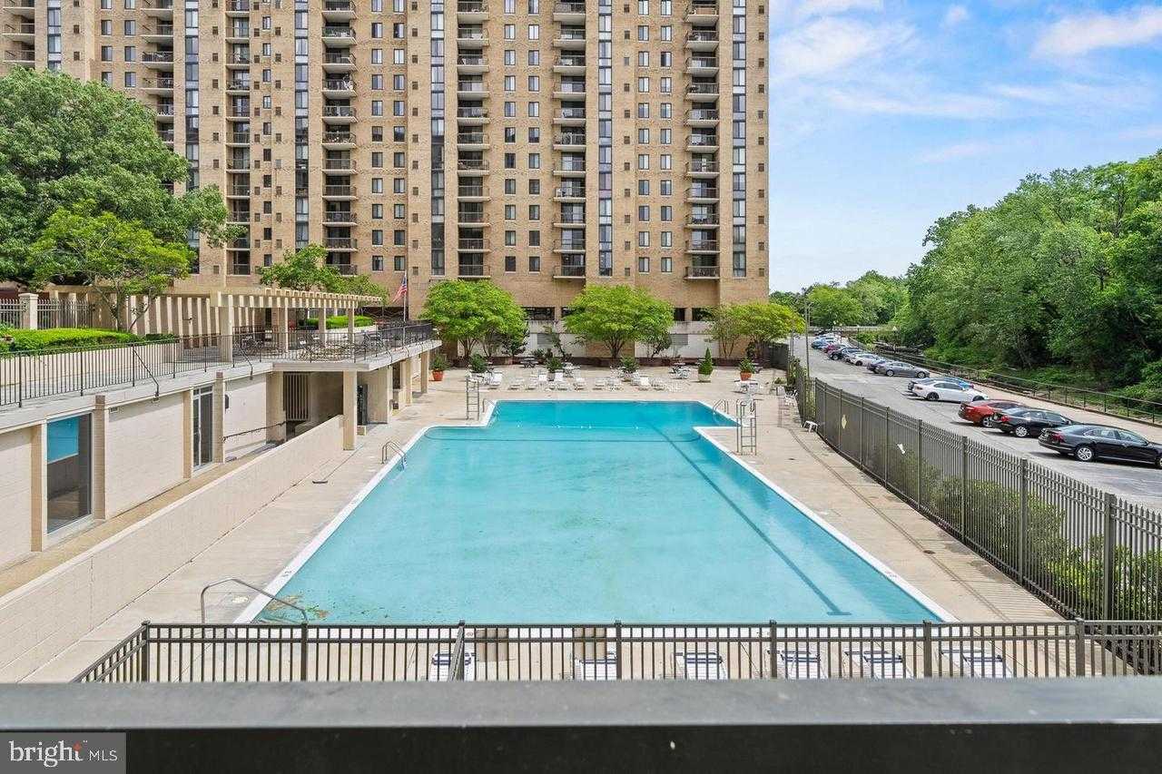 4600 S Four Mile Run Dr Apt 1203 photo 6