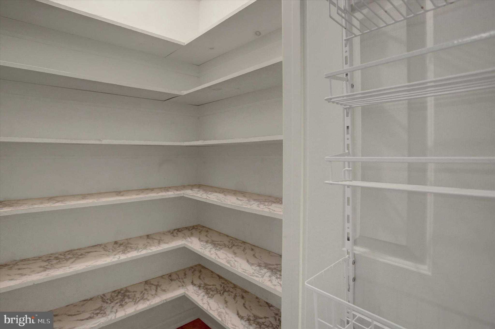 11459 Valleywood Dr photo 10