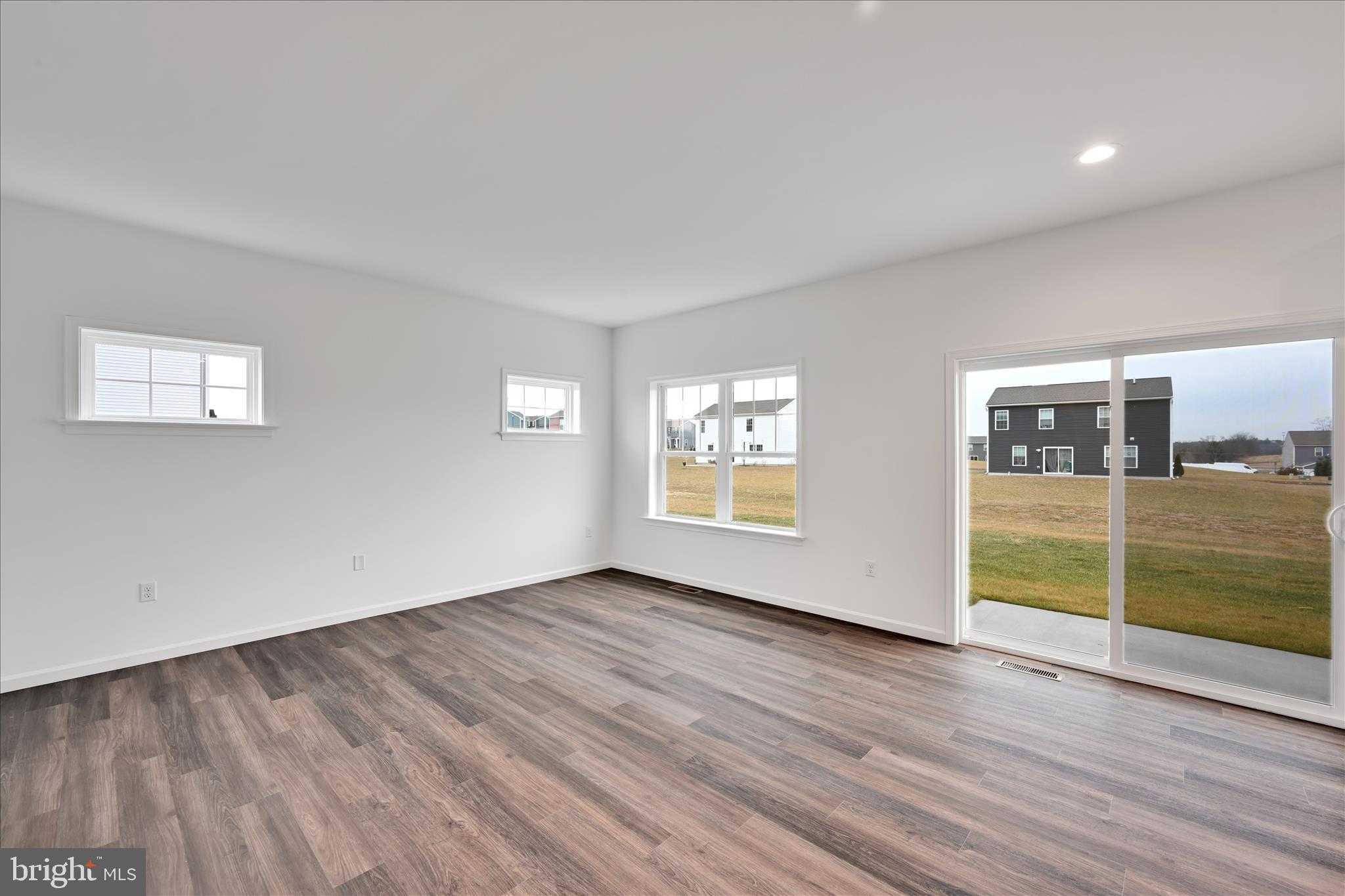 10659 Jonestown Rd photo 8