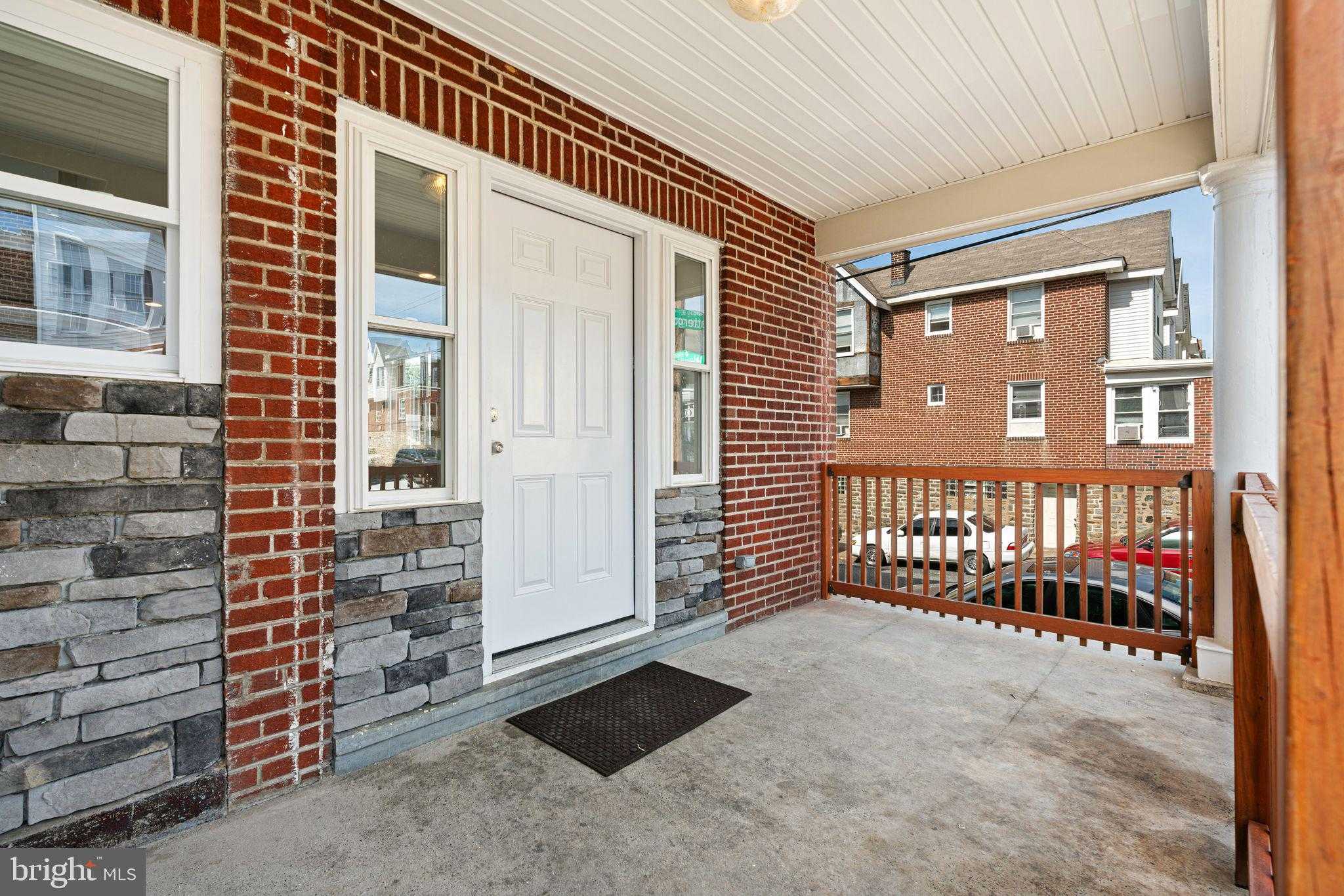 1728 Scattergood St photo 3