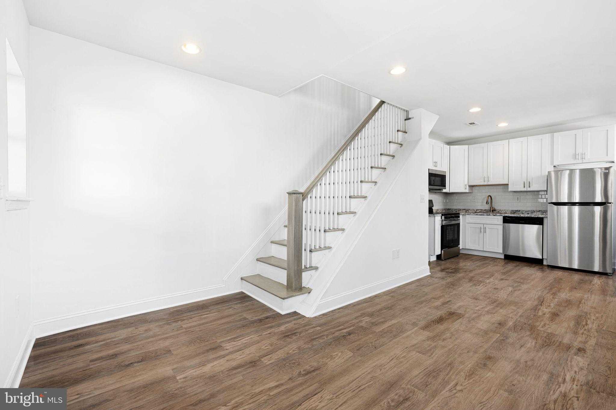 1728 Scattergood St photo 4