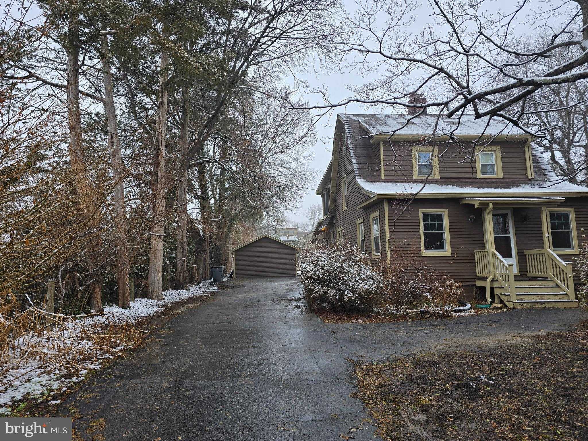 1616 Chain Bridge Rd photo 5