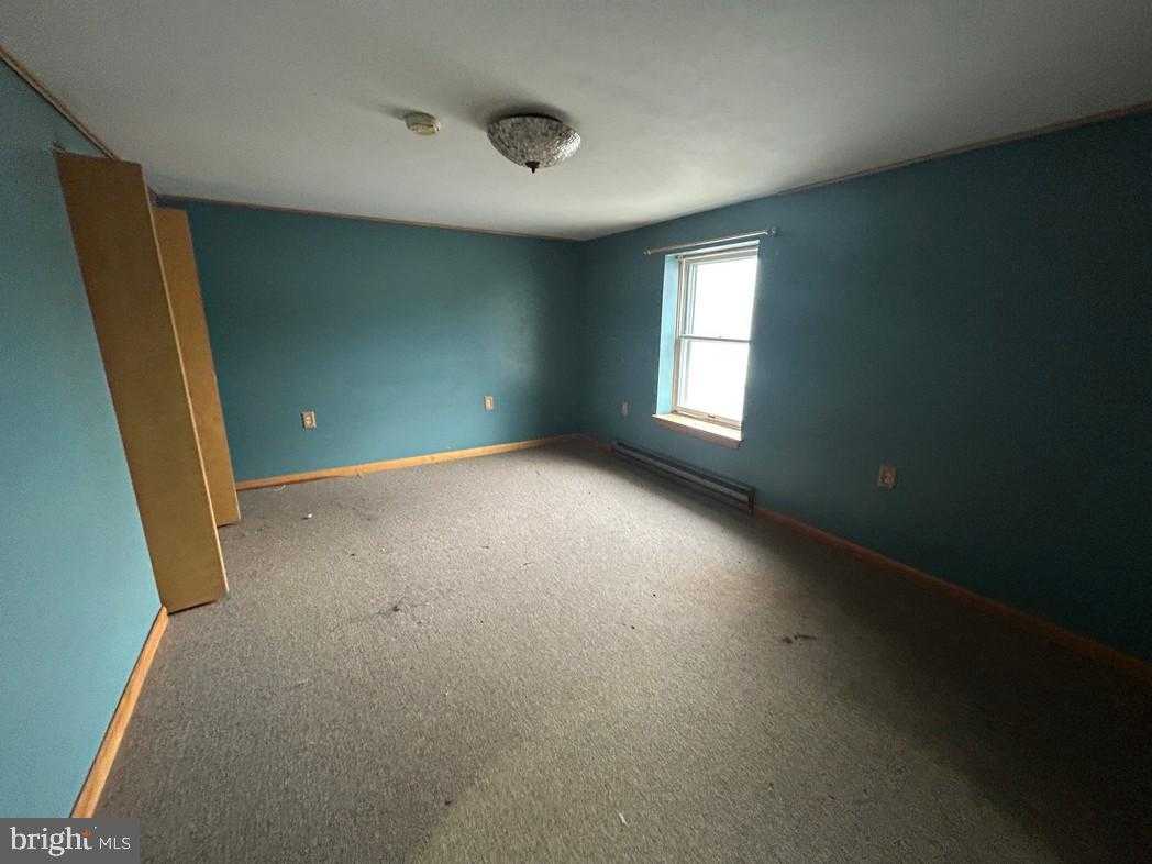 1048 Kunkle Dr photo 2