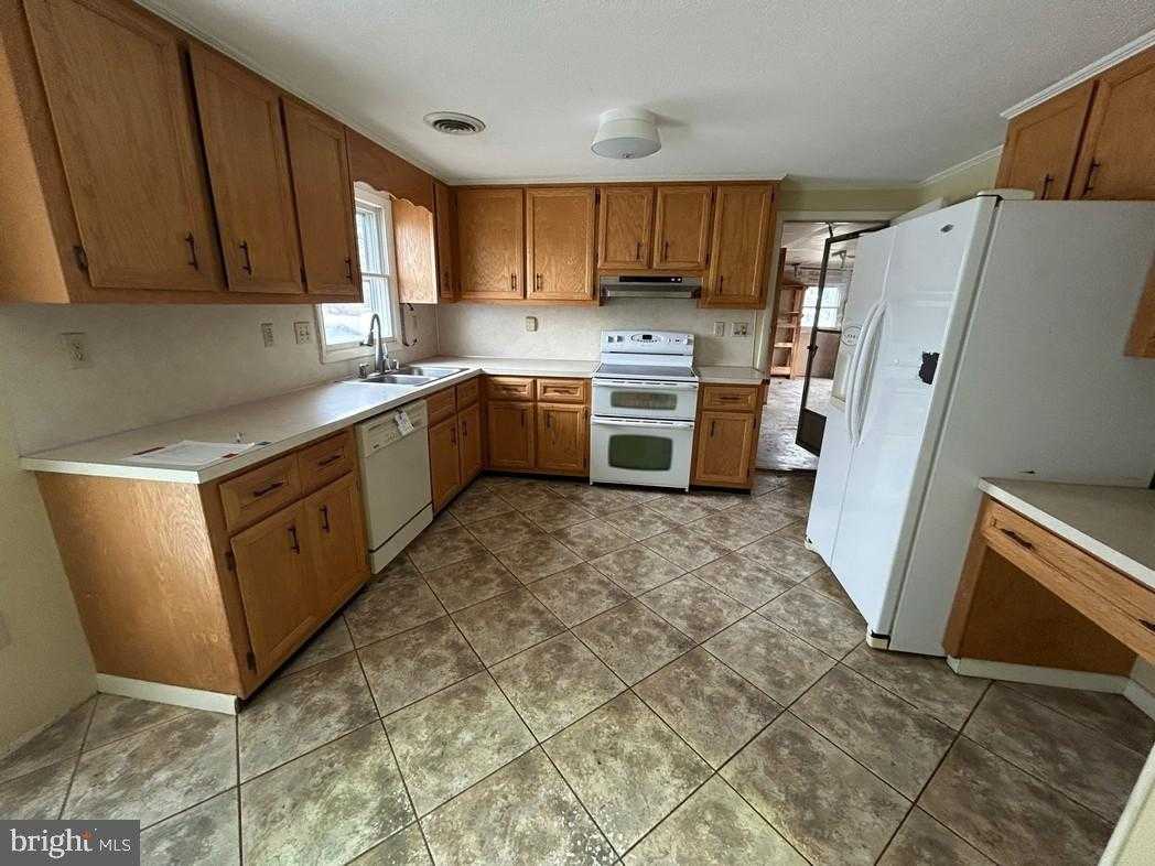 1048 Kunkle Dr photo 7