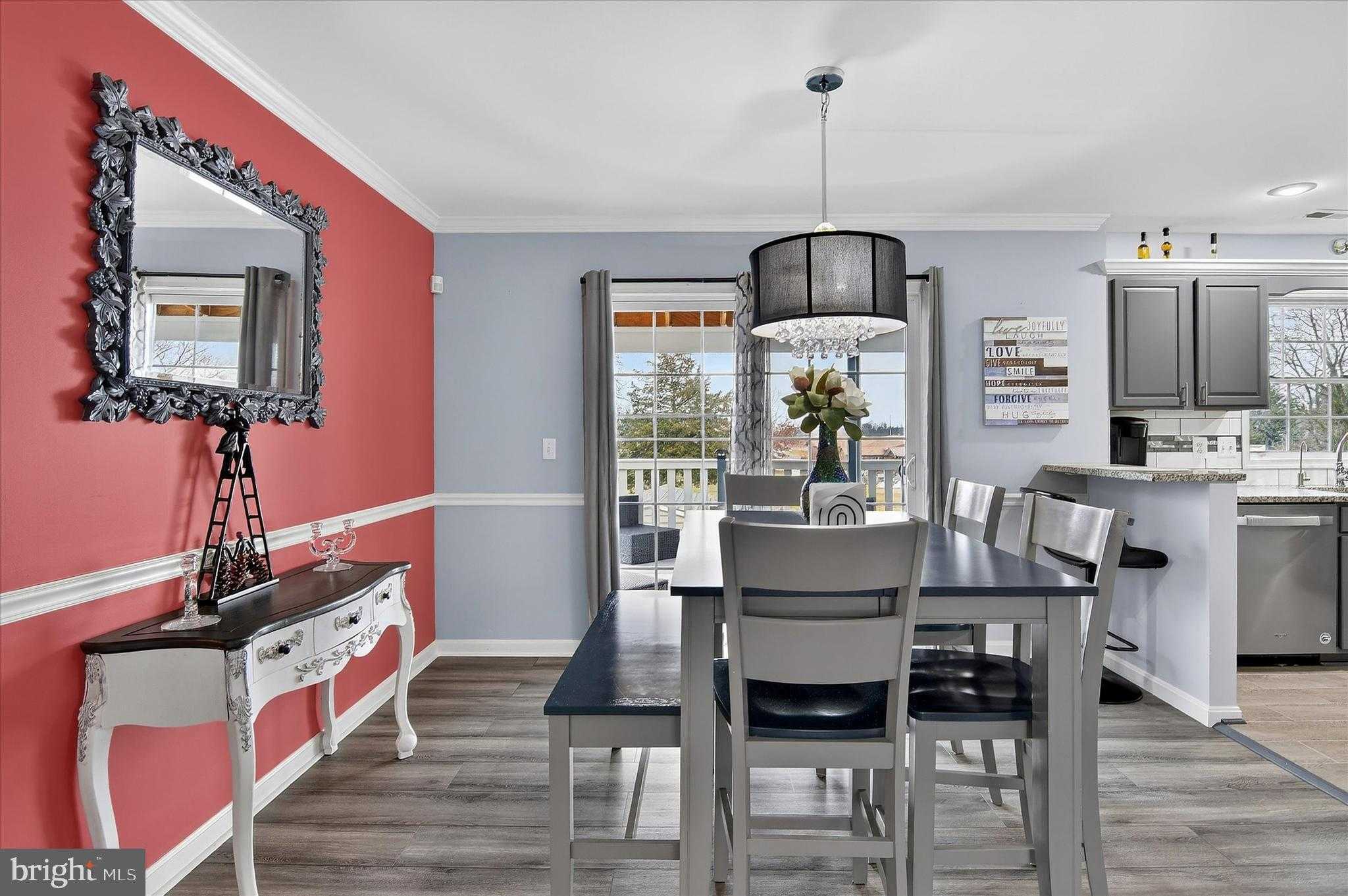 12214 Bucky Ave photo 9