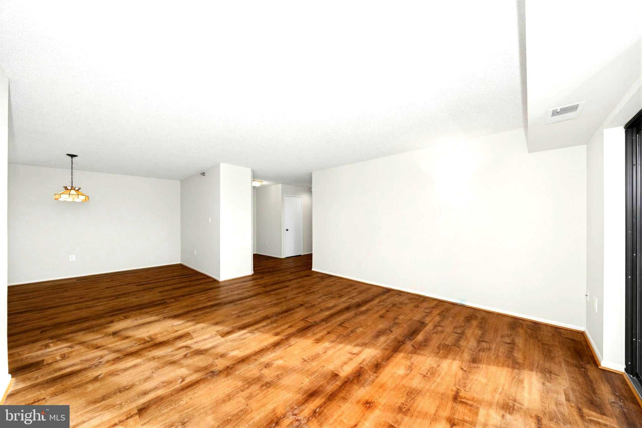 15115 Interlachen Dr # 3-621 photo 10