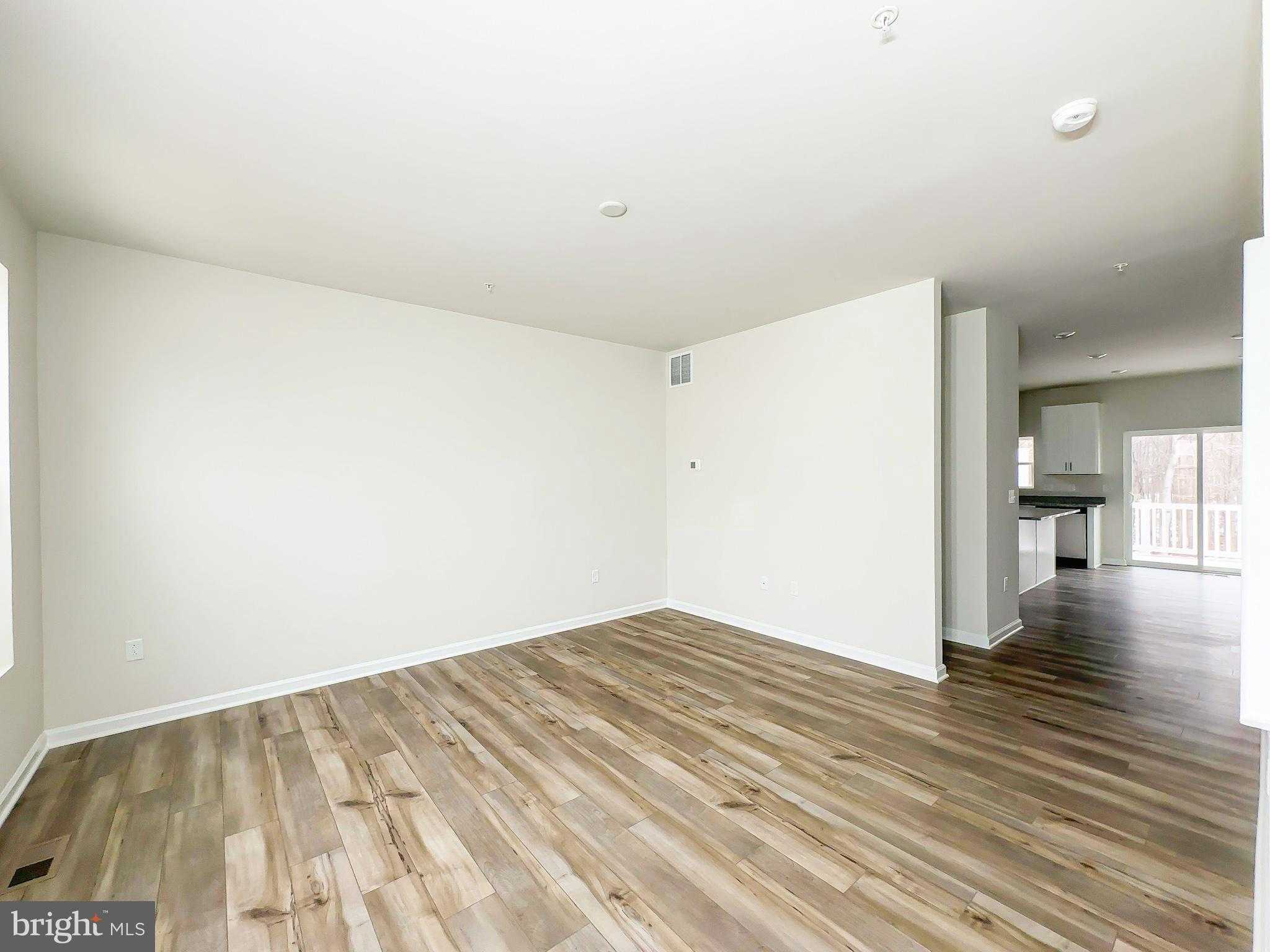 5626 Ludlow Pl photo 8