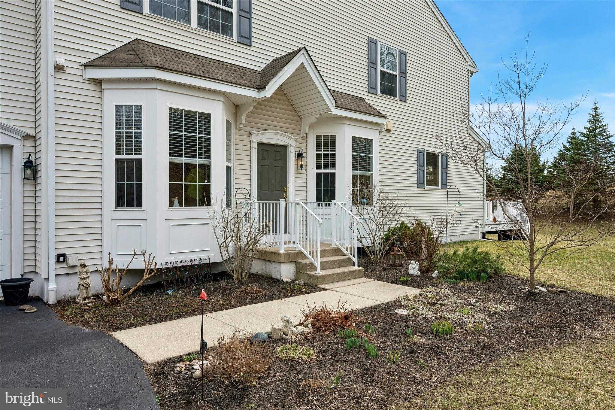 3 Wharton Dr photo 3