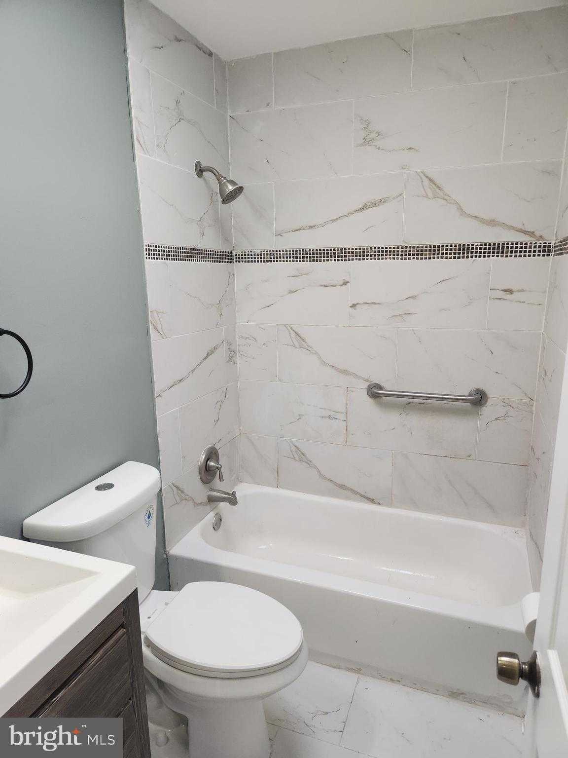 12 N Kossuth St photo 9