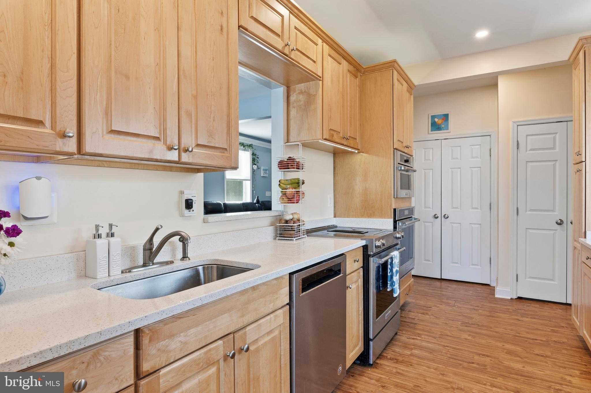 7720 W Shore Rd photo 6