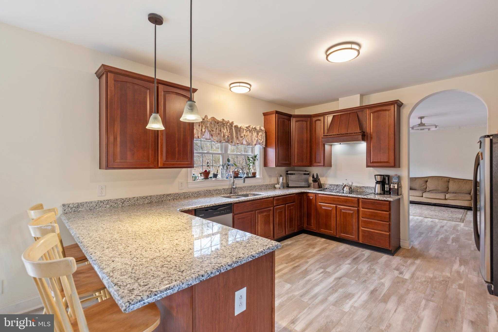 3336 Hunting Ridge Rd photo 7