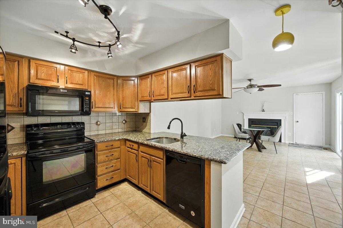 20314 Butterwick Way photo 9