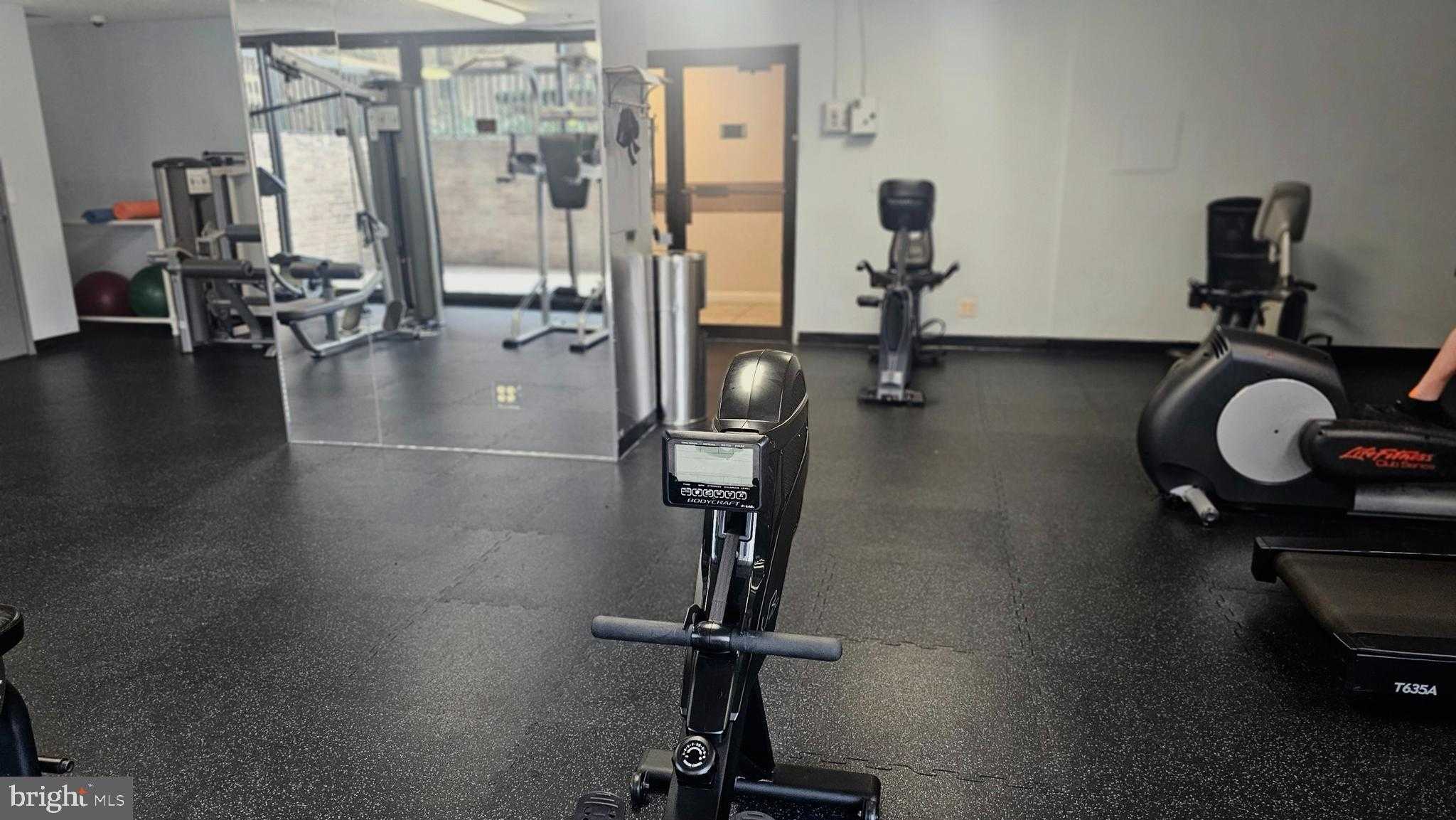 5505 Seminary Rd Apt 1414n photo 35