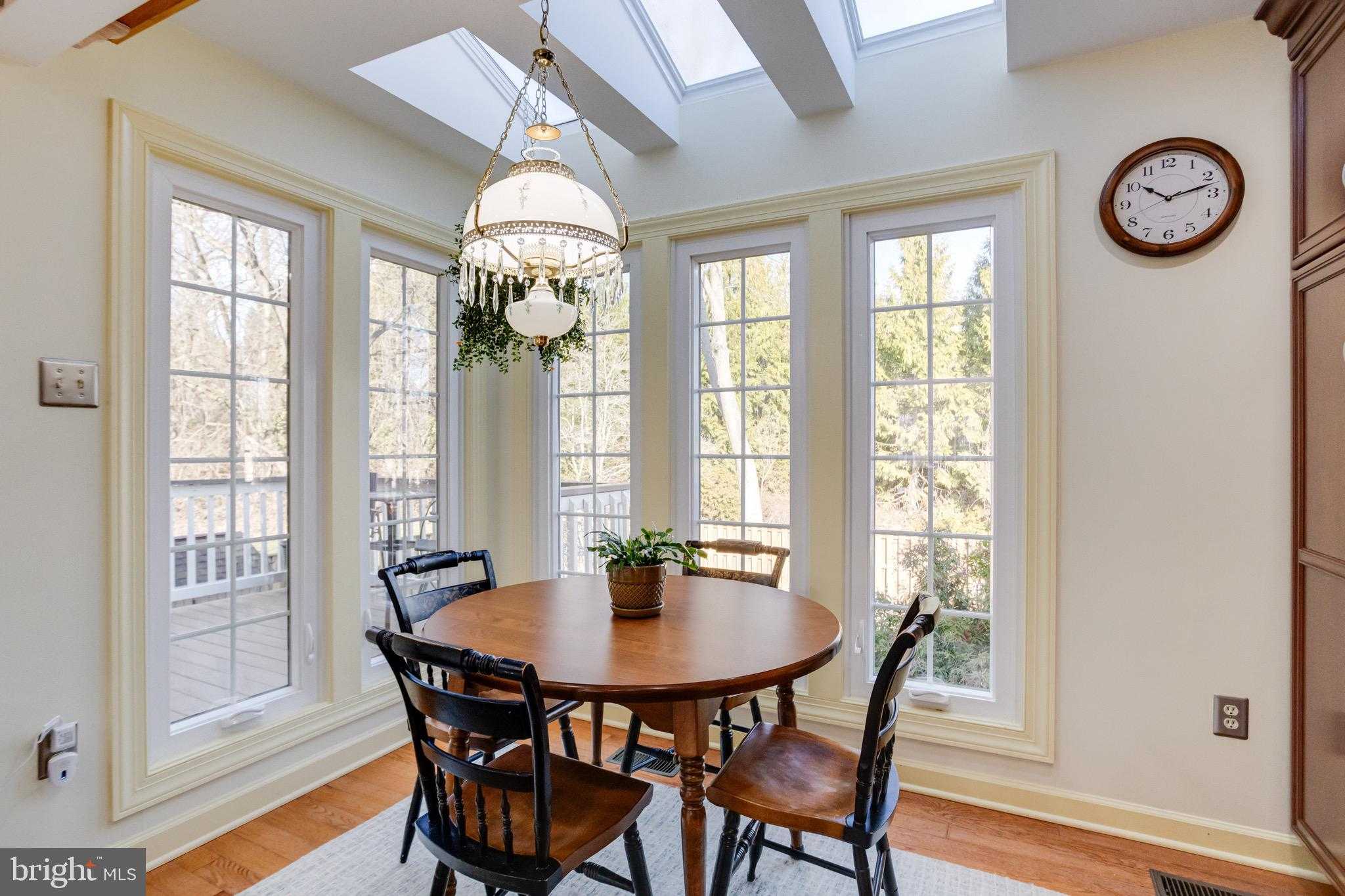 200 Temple Dr photo 22