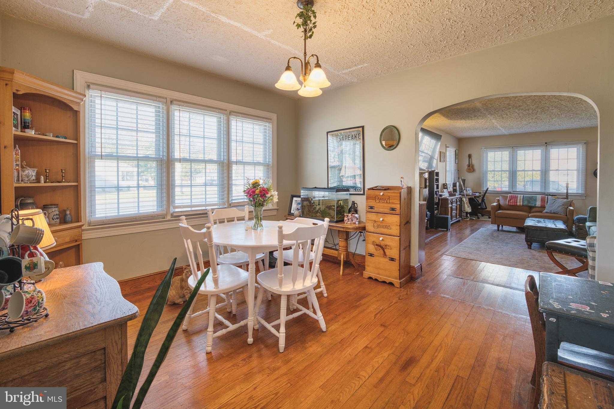 1201 Glasgow St photo 14