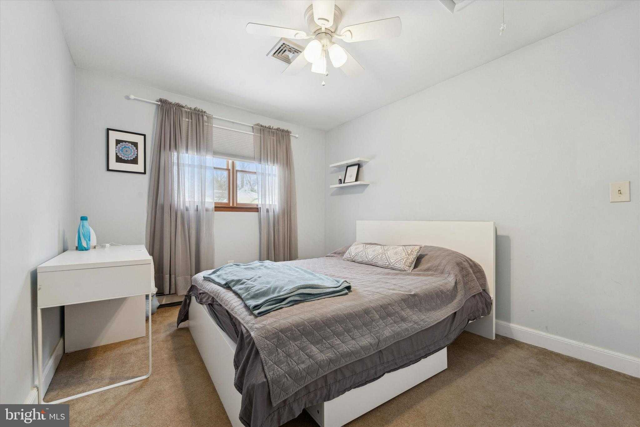 527 Ravine St photo 20