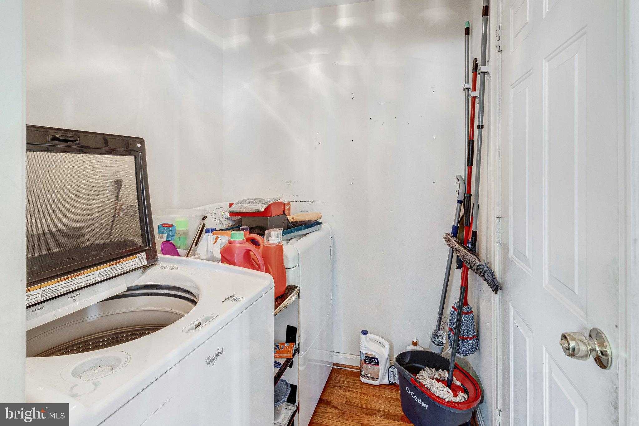 29 Palace Ln photo 11