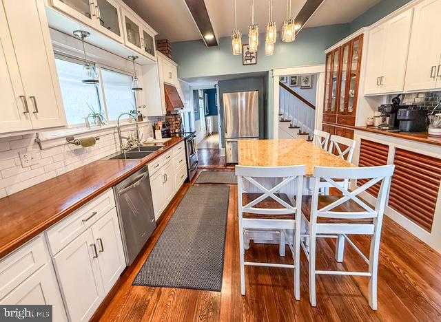 105 Linden Ave photo 12