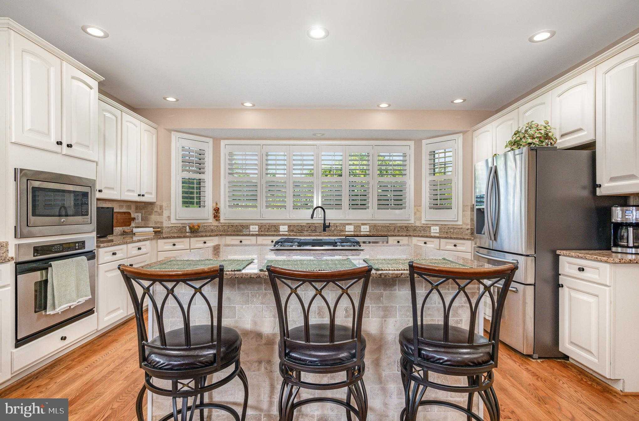 5 Small Bear CT photo 13