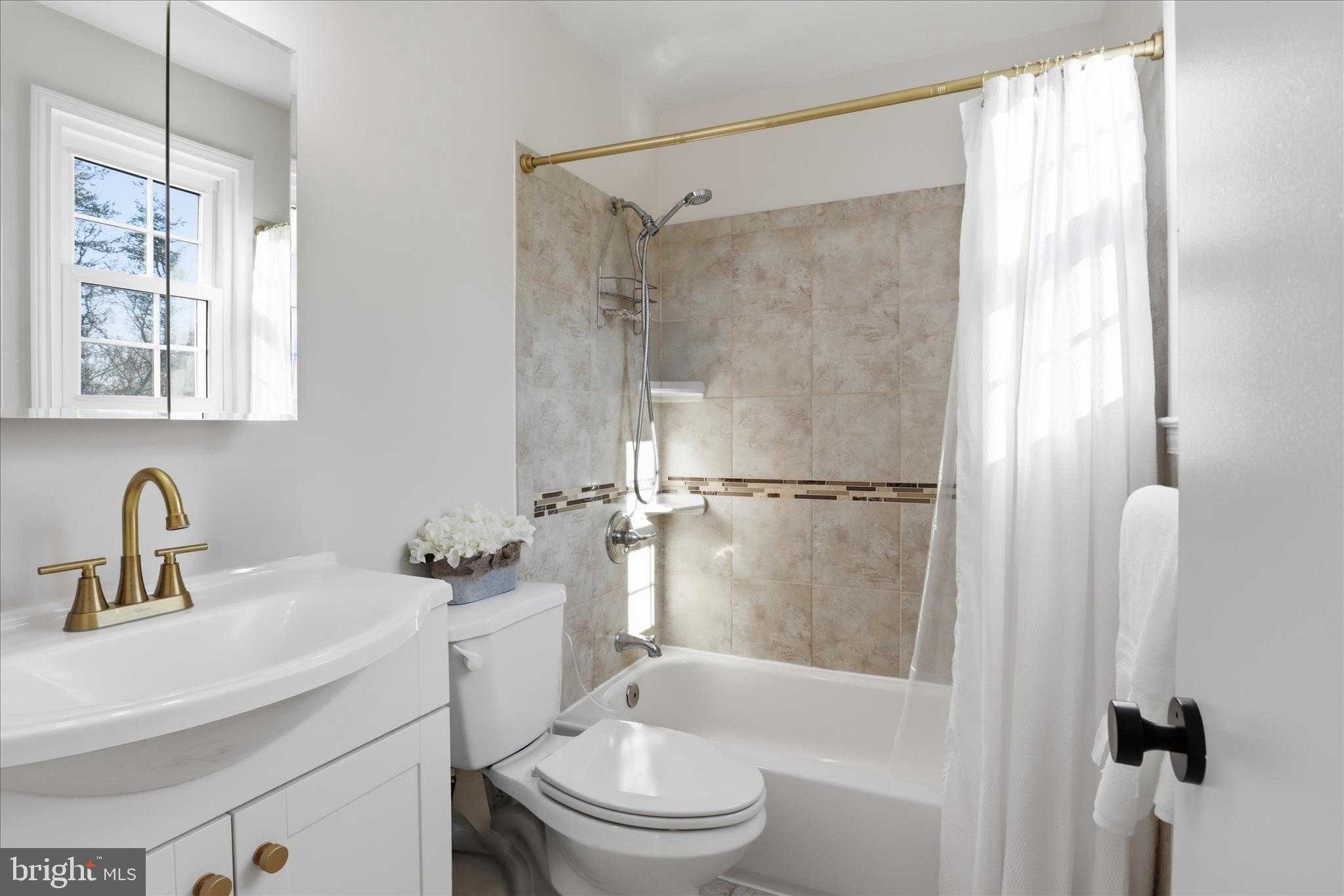 4797 Tapestry Dr photo 17