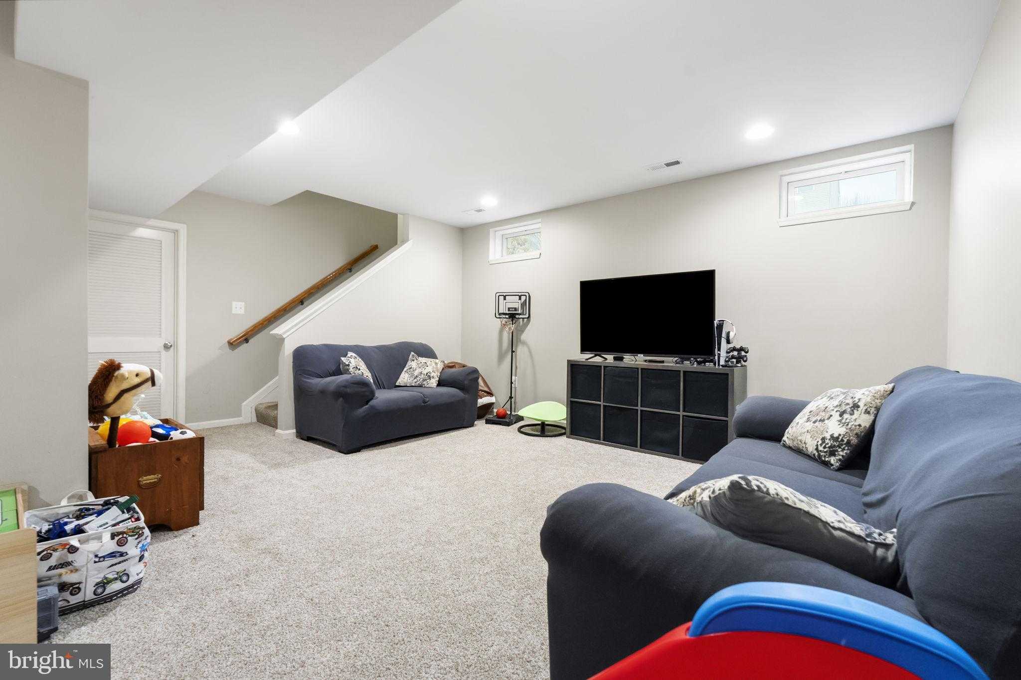 1580 Pleader Ln photo 48