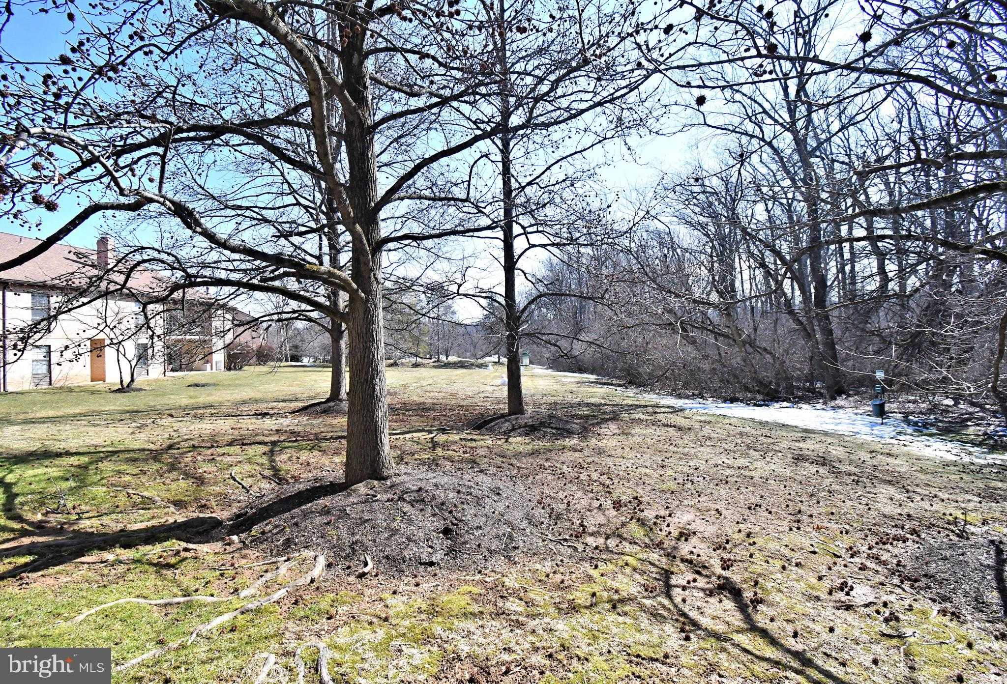 613 Washington Pl photo 2