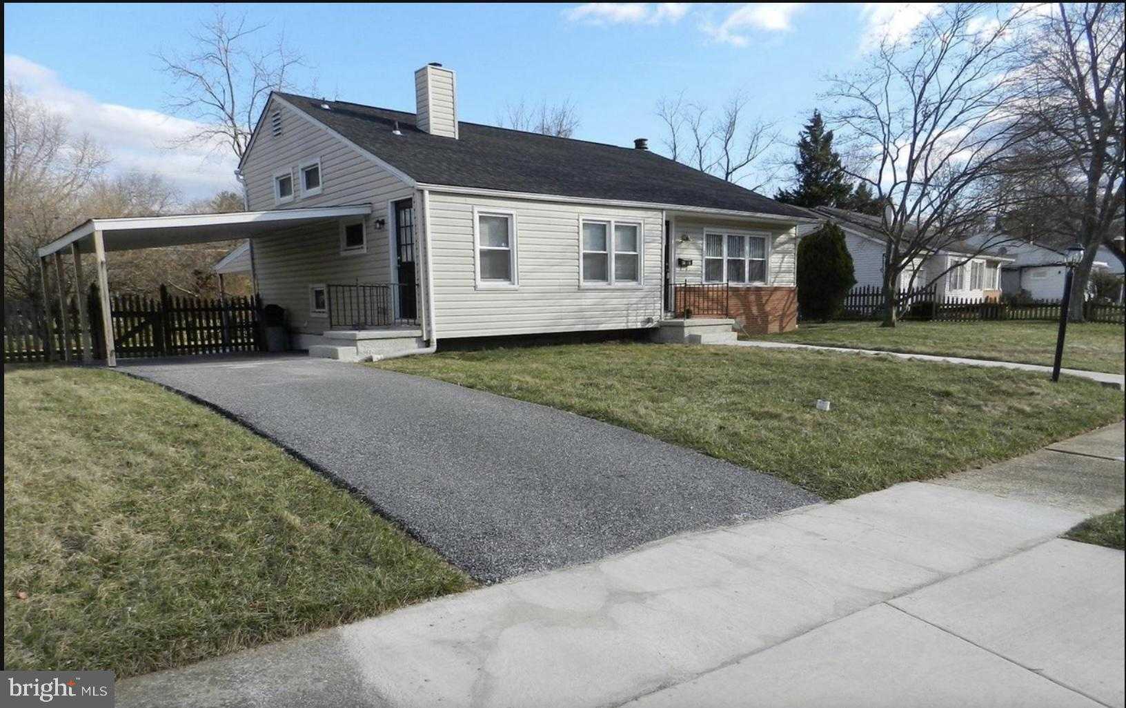 3911 Southern Cross Dr photo 2