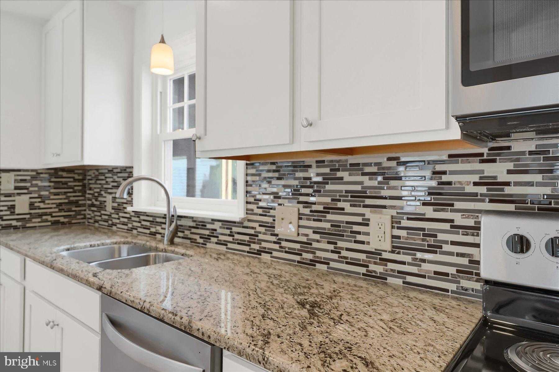 537 Kemmerer Rd photo 8