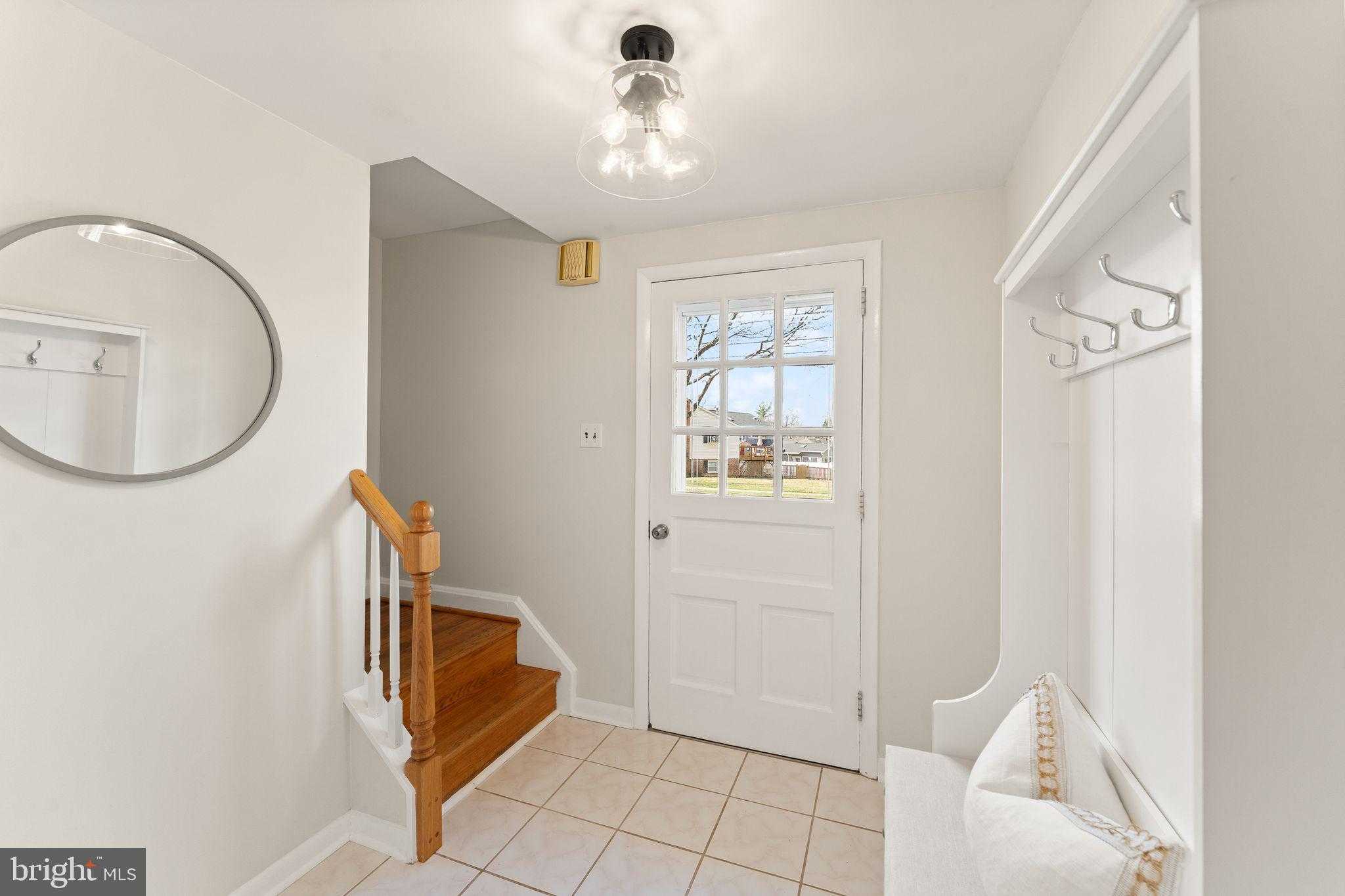 4211 Nutwood Way photo 10