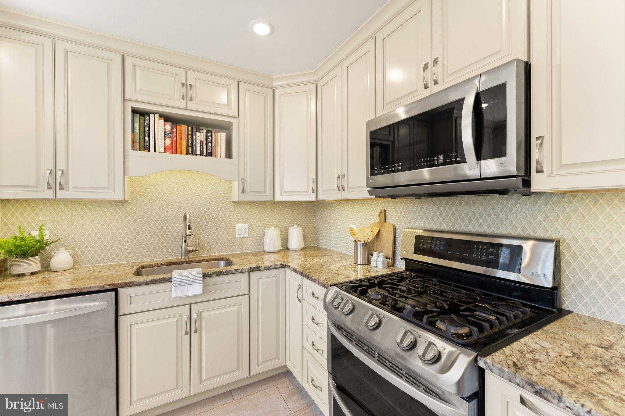 4211 Nutwood Way photo 21