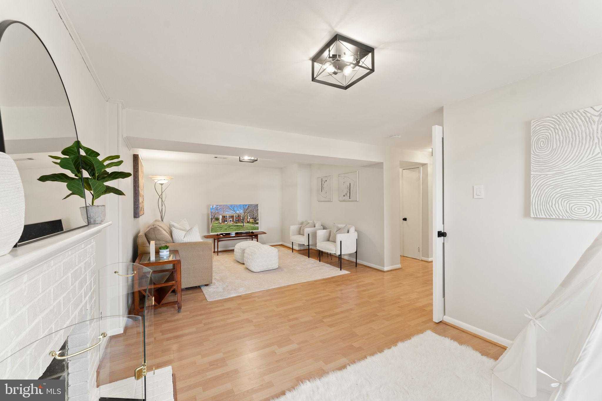 4211 Nutwood Way photo 41