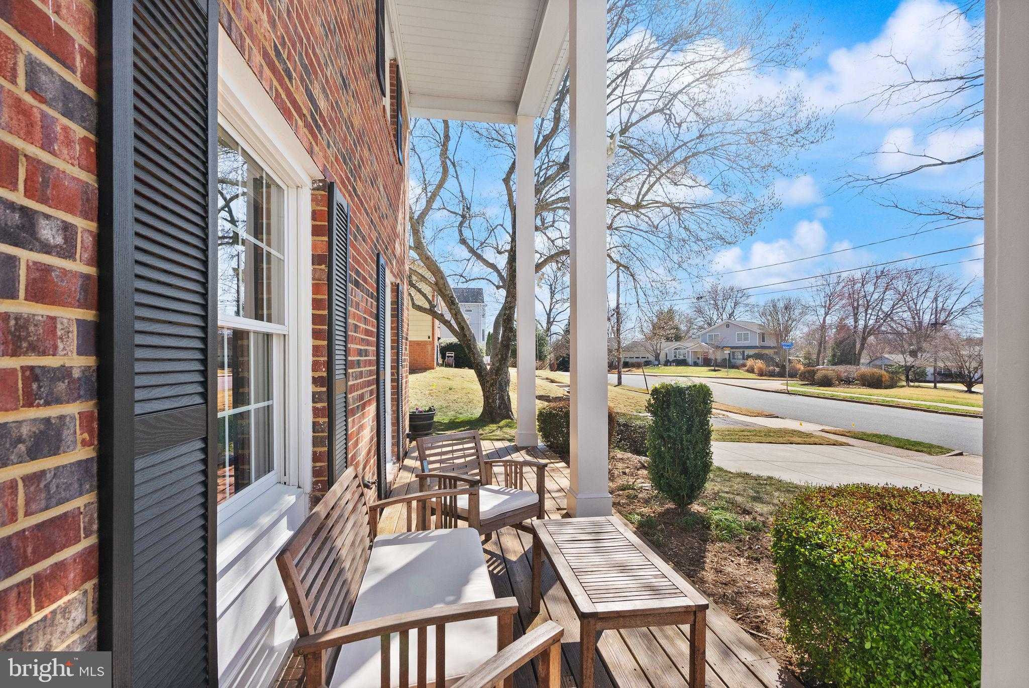 4211 Nutwood Way photo 7