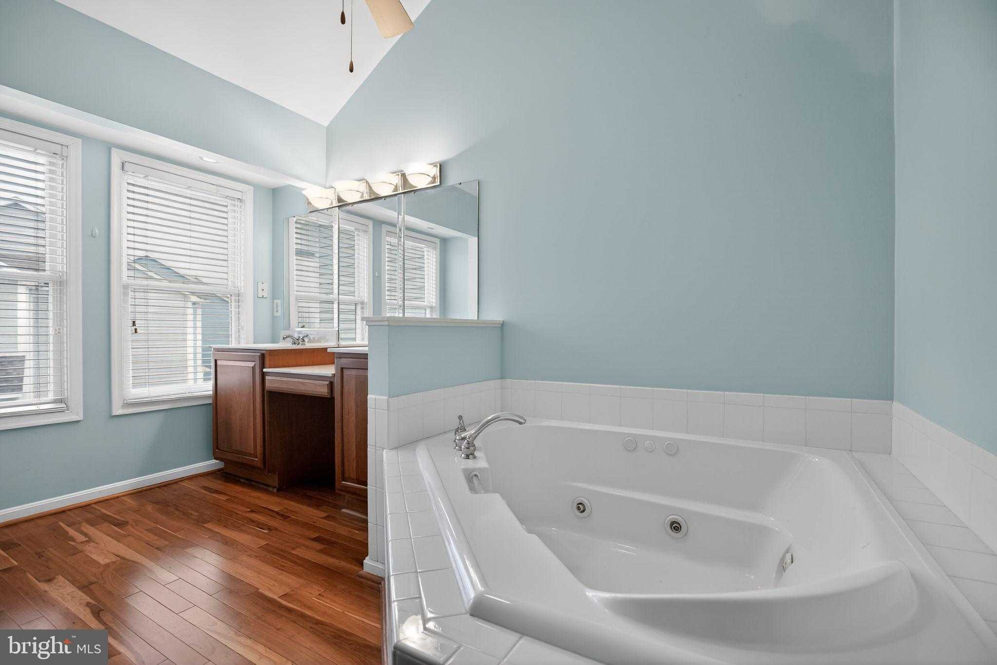 8054 Windward Key Dr photo 15